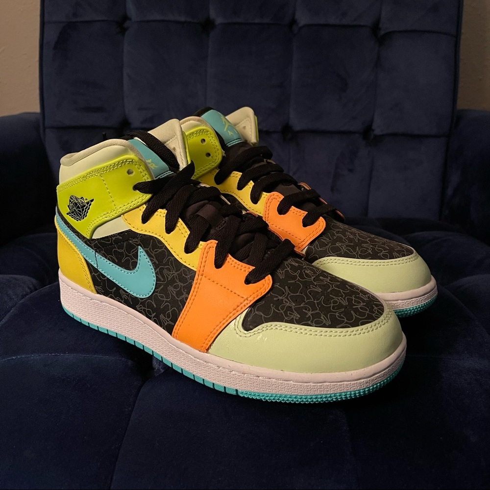 Air Jordan 1 Mid GS “Clover”